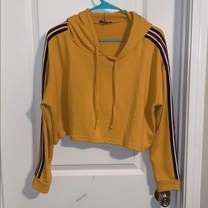 Cropped hoodie